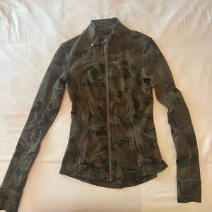 Lululemon define jacket in camo